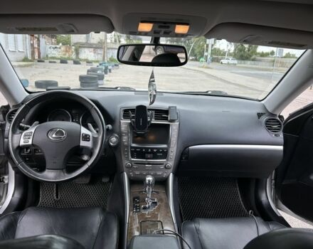 Сірий Лексус ІС, об'ємом двигуна 2.5 л та пробігом 197 тис. км за 13999 $, фото 14 на Automoto.ua