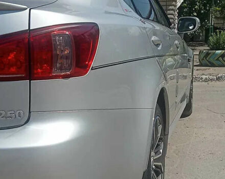 Сірий Лексус ІС, об'ємом двигуна 2.5 л та пробігом 132 тис. км за 19500 $, фото 7 на Automoto.ua