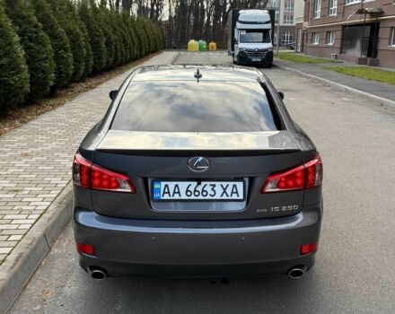 Серый Лексус ИС, объемом двигателя 2.5 л и пробегом 177 тыс. км за 13000 $, фото 5 на Automoto.ua