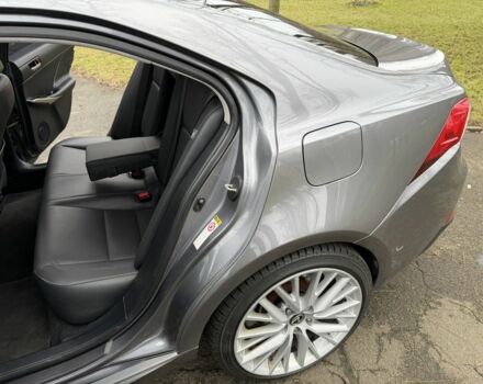 Сірий Лексус ІС, об'ємом двигуна 2.5 л та пробігом 218 тис. км за 14200 $, фото 21 на Automoto.ua