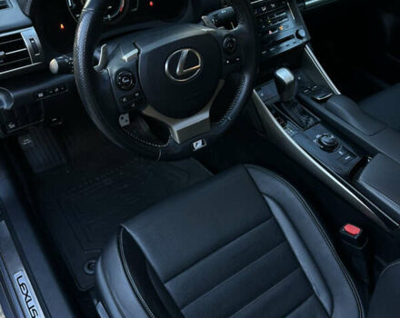 Сірий Лексус ІС, об'ємом двигуна 2.5 л та пробігом 190 тис. км за 15000 $, фото 26 на Automoto.ua