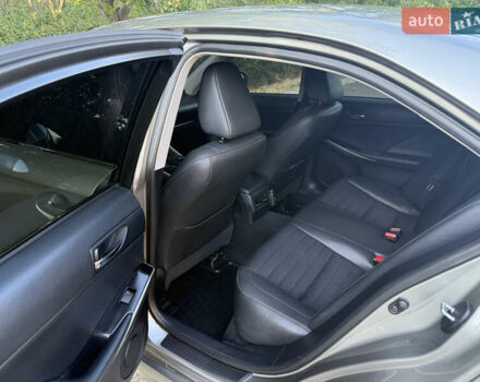 Лексус ИС 2013 в Одессе на Automoto.ua Серый Лексус ИС, объемом двигателя 2.49 л и пробегом 197 тыс. км за 17500 $, фото 27 на Automoto.ua
