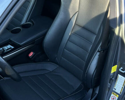 Сірий Лексус ІС, об'ємом двигуна 2.5 л та пробігом 190 тис. км за 15000 $, фото 35 на Automoto.ua