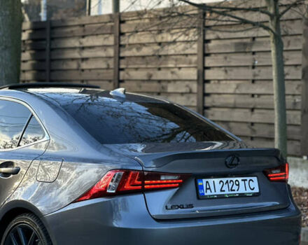 Сірий Лексус ІС, об'ємом двигуна 2.5 л та пробігом 190 тис. км за 15000 $, фото 20 на Automoto.ua