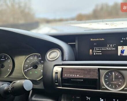 Сірий Лексус ІС, об'ємом двигуна 2.5 л та пробігом 177 тис. км за 15900 $, фото 11 на Automoto.ua