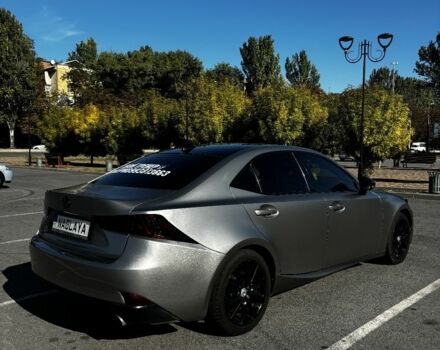 Серый Лексус ИС, объемом двигателя 2.5 л и пробегом 142 тыс. км за 15500 $, фото 3 на Automoto.ua