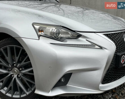 Сірий Лексус ІС, об'ємом двигуна 2.5 л та пробігом 177 тис. км за 15990 $, фото 2 на Automoto.ua