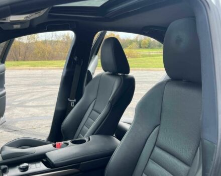 Серый Лексус ИС, объемом двигателя 3.5 л и пробегом 85 тыс. км за 4500 $, фото 7 на Automoto.ua