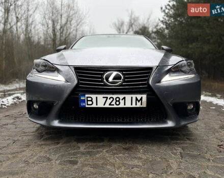 Серый Лексус ИС, объемом двигателя 2.5 л и пробегом 181 тыс. км за 17500 $, фото 11 на Automoto.ua