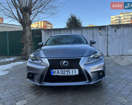 Серый Лексус ИС, объемом двигателя 2.5 л и пробегом 261 тыс. км за 15500 $, фото 1 на Automoto.ua
