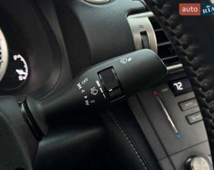 Сірий Лексус ІС, об'ємом двигуна 2.5 л та пробігом 177 тис. км за 15990 $, фото 22 на Automoto.ua