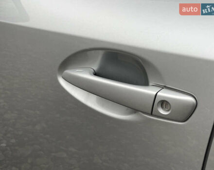 Сірий Лексус ІС, об'ємом двигуна 2.5 л та пробігом 177 тис. км за 15990 $, фото 10 на Automoto.ua