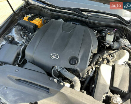 Серый Лексус ИС, объемом двигателя 2.5 л и пробегом 145 тыс. км за 16500 $, фото 4 на Automoto.ua