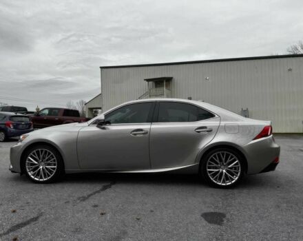 Серый Лексус ИС, объемом двигателя 2.5 л и пробегом 72 тыс. км за 6300 $, фото 5 на Automoto.ua