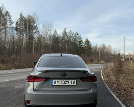 Серый Лексус ИС, объемом двигателя 2 л и пробегом 180 тыс. км за 17500 $, фото 6 на Automoto.ua