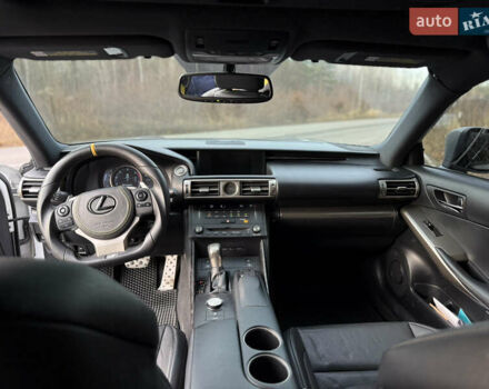 Серый Лексус ИС, объемом двигателя 2 л и пробегом 180 тыс. км за 17500 $, фото 21 на Automoto.ua
