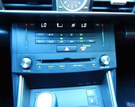 Серый Лексус ИС, объемом двигателя 2.5 л и пробегом 70 тыс. км за 7000 $, фото 10 на Automoto.ua