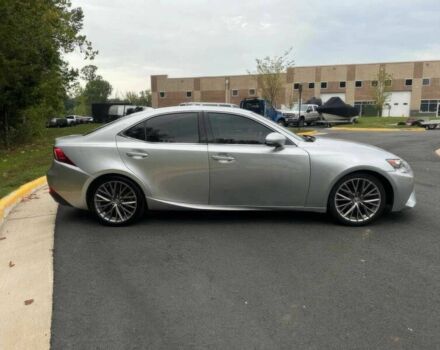 Серый Лексус ИС, объемом двигателя 2.5 л и пробегом 73 тыс. км за 9700 $, фото 3 на Automoto.ua