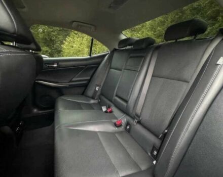 Серый Лексус ИС, объемом двигателя 2.5 л и пробегом 73 тыс. км за 9700 $, фото 9 на Automoto.ua