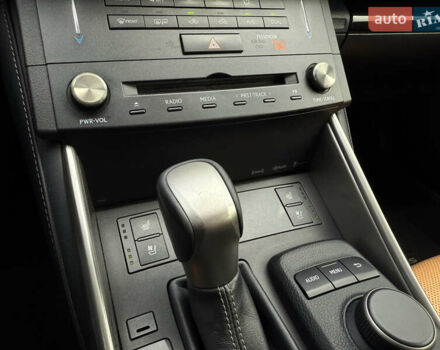 Сірий Лексус ІС, об'ємом двигуна 3.5 л та пробігом 144 тис. км за 17999 $, фото 12 на Automoto.ua