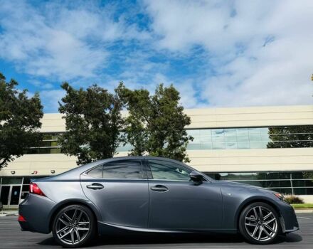 Сірий Лексус ІС, об'ємом двигуна 2.5 л та пробігом 71 тис. км за 11000 $, фото 7 на Automoto.ua