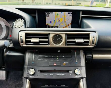 Сірий Лексус ІС, об'ємом двигуна 2.5 л та пробігом 71 тис. км за 11000 $, фото 11 на Automoto.ua