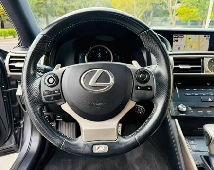 Сірий Лексус ІС, об'ємом двигуна 2.5 л та пробігом 71 тис. км за 11000 $, фото 10 на Automoto.ua