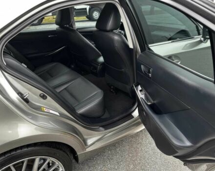 Серый Лексус ИС, объемом двигателя 2.5 л и пробегом 72 тыс. км за 6300 $, фото 10 на Automoto.ua