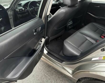 Серый Лексус ИС, объемом двигателя 2.5 л и пробегом 72 тыс. км за 6300 $, фото 11 на Automoto.ua