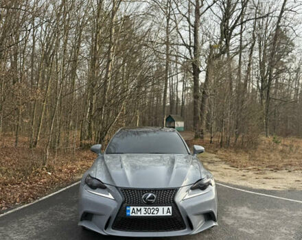 Серый Лексус ИС, объемом двигателя 2 л и пробегом 180 тыс. км за 17500 $, фото 4 на Automoto.ua