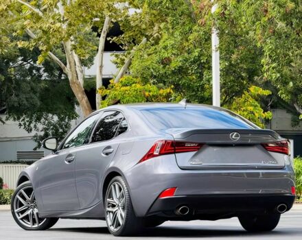 Сірий Лексус ІС, об'ємом двигуна 2.5 л та пробігом 71 тис. км за 11000 $, фото 6 на Automoto.ua