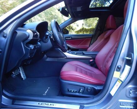 Серый Лексус ИС, объемом двигателя 2.5 л и пробегом 70 тыс. км за 7000 $, фото 9 на Automoto.ua