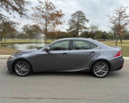 Сірий Лексус ІС, об'ємом двигуна 2.5 л та пробігом 75 тис. км за 4600 $, фото 4 на Automoto.ua