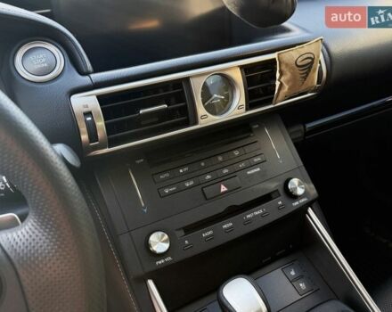 Сірий Лексус ІС, об'ємом двигуна 2.5 л та пробігом 183 тис. км за 19000 $, фото 21 на Automoto.ua