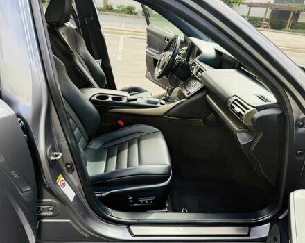 Сірий Лексус ІС, об'ємом двигуна 2.5 л та пробігом 71 тис. км за 11000 $, фото 13 на Automoto.ua