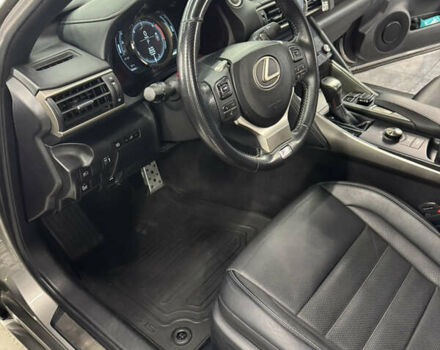 Сірий Лексус ІС, об'ємом двигуна 2 л та пробігом 145 тис. км за 23000 $, фото 22 на Automoto.ua