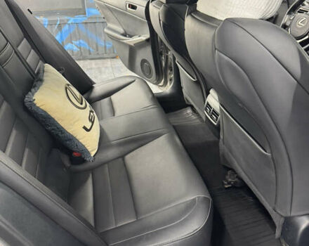 Сірий Лексус ІС, об'ємом двигуна 2 л та пробігом 145 тис. км за 23000 $, фото 31 на Automoto.ua