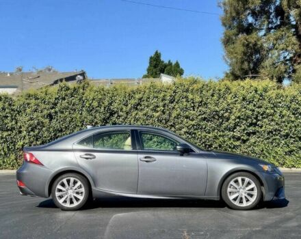 Серый Лексус ИС, объемом двигателя 2 л и пробегом 79 тыс. км за 14500 $, фото 2 на Automoto.ua