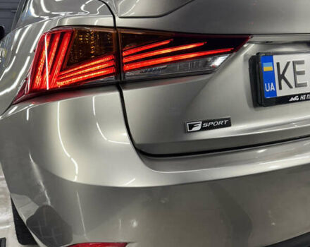 Сірий Лексус ІС, об'ємом двигуна 2 л та пробігом 145 тис. км за 23000 $, фото 43 на Automoto.ua