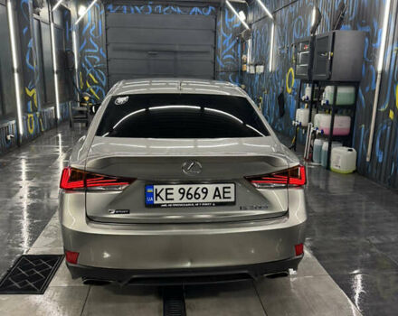 Сірий Лексус ІС, об'ємом двигуна 2 л та пробігом 145 тис. км за 23000 $, фото 10 на Automoto.ua