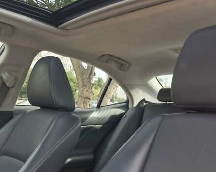 Сірий Лексус ІС, об'ємом двигуна 2 л та пробігом 117 тис. км за 17900 $, фото 6 на Automoto.ua