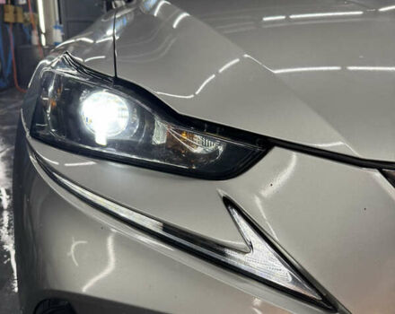 Сірий Лексус ІС, об'ємом двигуна 2 л та пробігом 145 тис. км за 23000 $, фото 40 на Automoto.ua