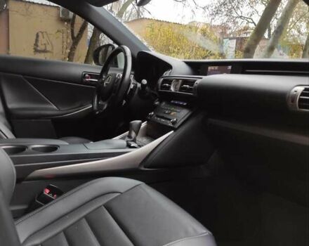 Серый Лексус ИС, объемом двигателя 2 л и пробегом 109 тыс. км за 15400 $, фото 9 на Automoto.ua