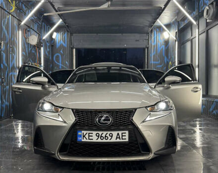 Сірий Лексус ІС, об'ємом двигуна 2 л та пробігом 145 тис. км за 23000 $, фото 19 на Automoto.ua