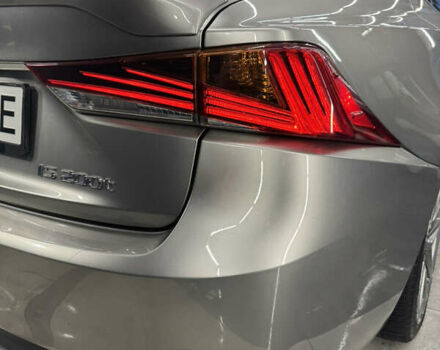 Сірий Лексус ІС, об'ємом двигуна 2 л та пробігом 145 тис. км за 23000 $, фото 42 на Automoto.ua