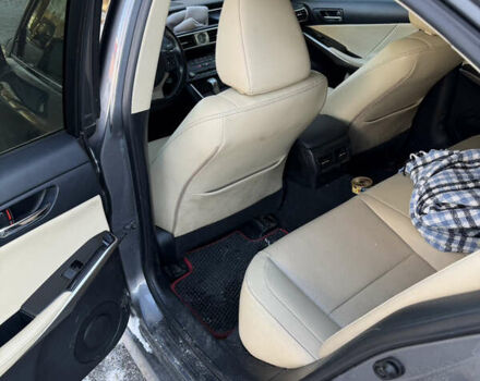 Сірий Лексус ІС, об'ємом двигуна 2 л та пробігом 124 тис. км за 18800 $, фото 6 на Automoto.ua
