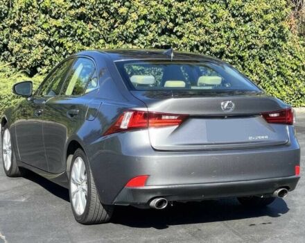 Серый Лексус ИС, объемом двигателя 2 л и пробегом 79 тыс. км за 14500 $, фото 4 на Automoto.ua