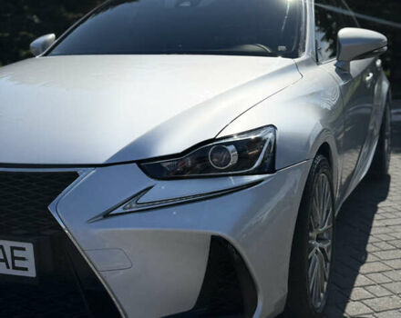 Серый Лексус ИС, объемом двигателя 2 л и пробегом 110 тыс. км за 18900 $, фото 4 на Automoto.ua