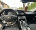 Серый Лексус ИС, объемом двигателя 2 л и пробегом 134 тыс. км за 18000 $, фото 9 на Automoto.ua