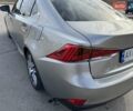 Серый Лексус ИС, объемом двигателя 2 л и пробегом 165 тыс. км за 21500 $, фото 13 на Automoto.ua